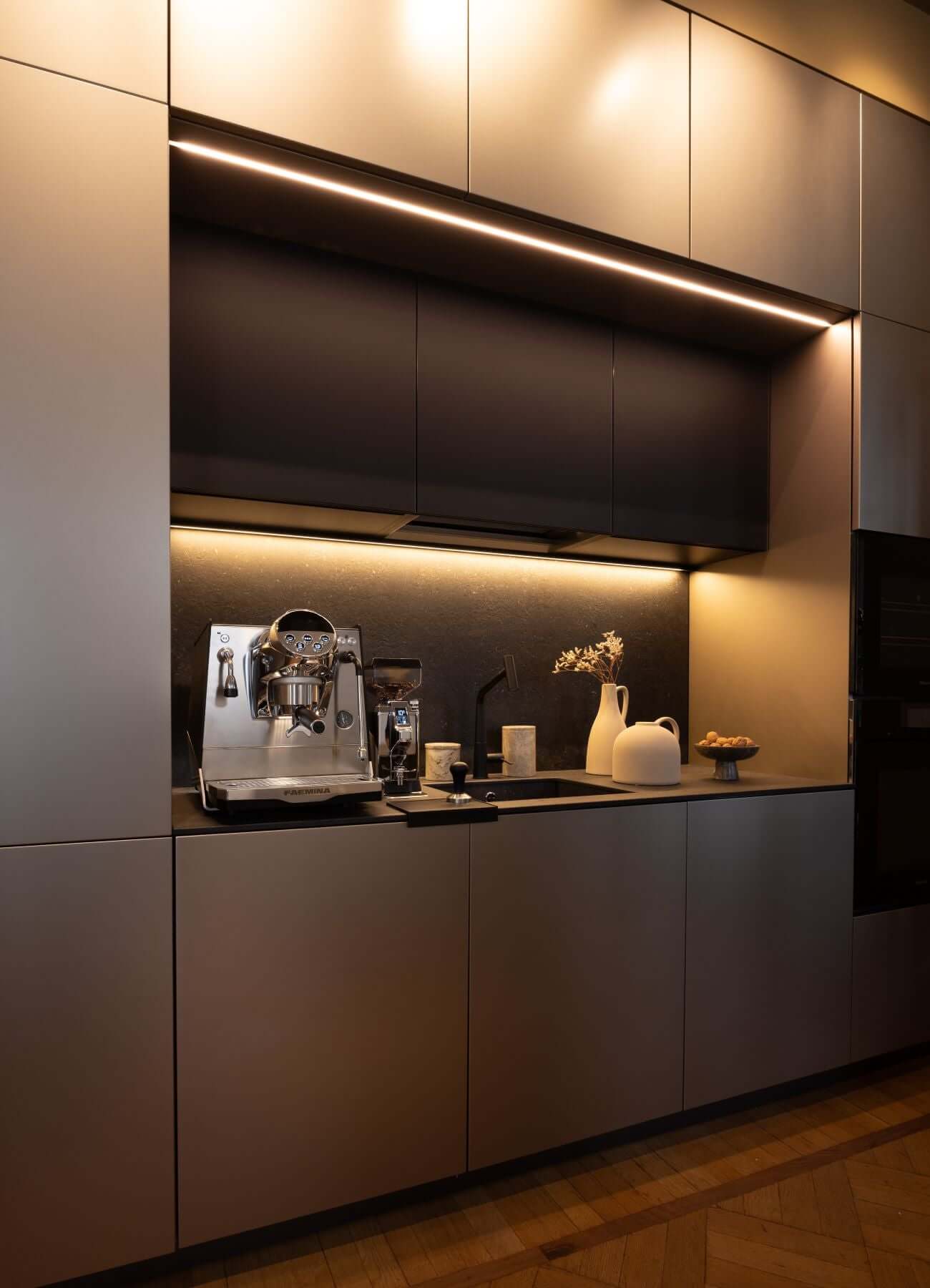 Faema Faemina – Professionel italiensk espresso i dit eget hjem - BloomVik