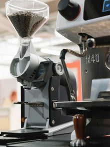 Casadio Ermes Dual Kaffekværn – Hybridkværnen til espresso & filter - BloomVik