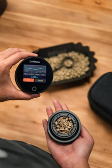 DiFluid CoffMeter W1 - Præcis og Bærbar Vandaktivitetsmåler til Kaffe - BloomVik