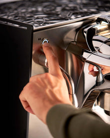 Faema Faemina – Professionel italiensk espresso i dit eget hjem - BloomVik