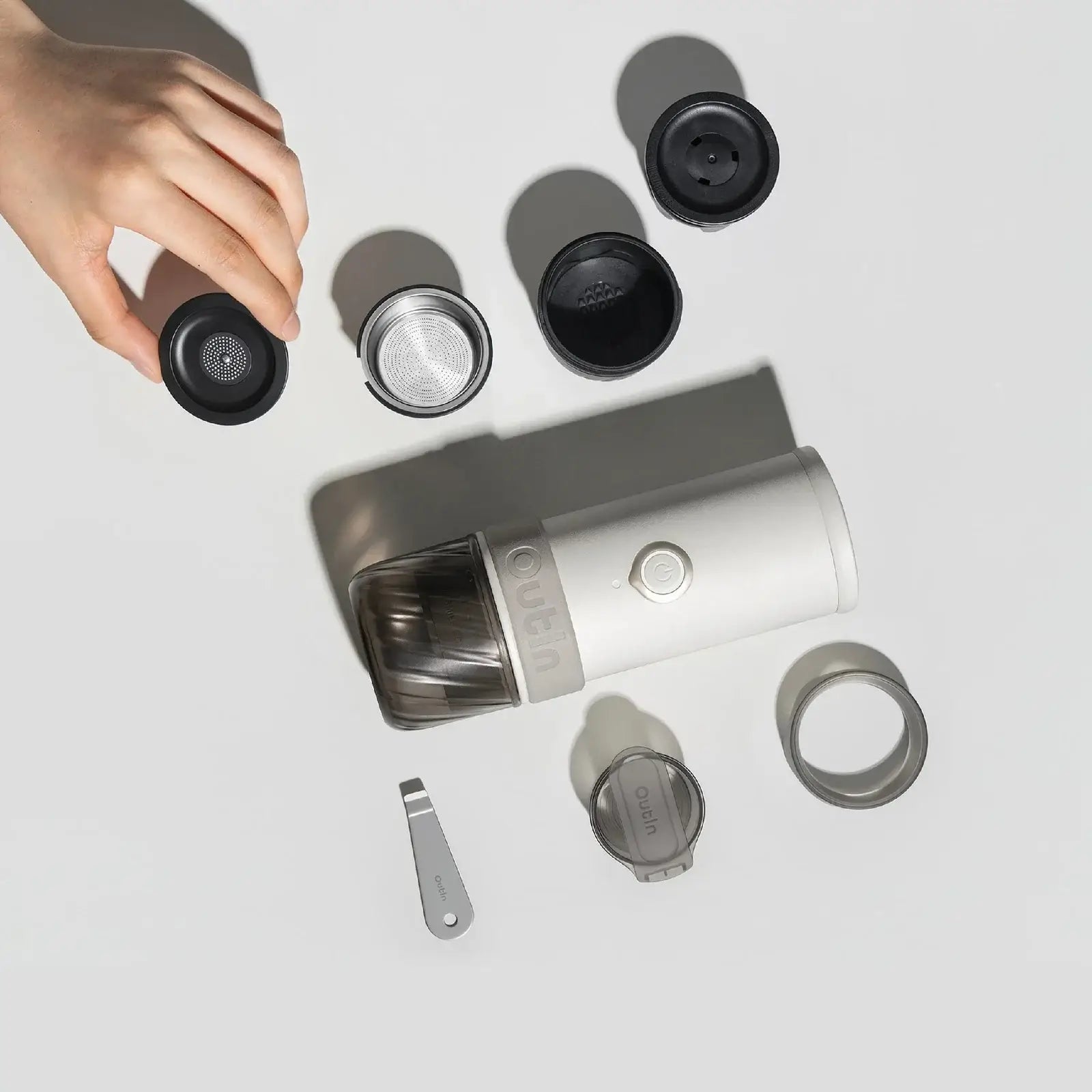 OutIn Mino – Den Ultimative Portable Espressomaskine - BloomVik